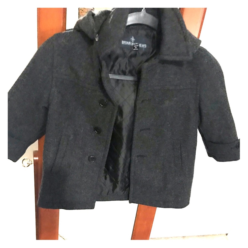 Wool blend coat for boys.